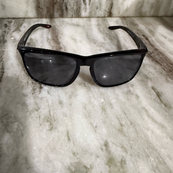 Worn 1x Oakleys - Picture 5 of 5